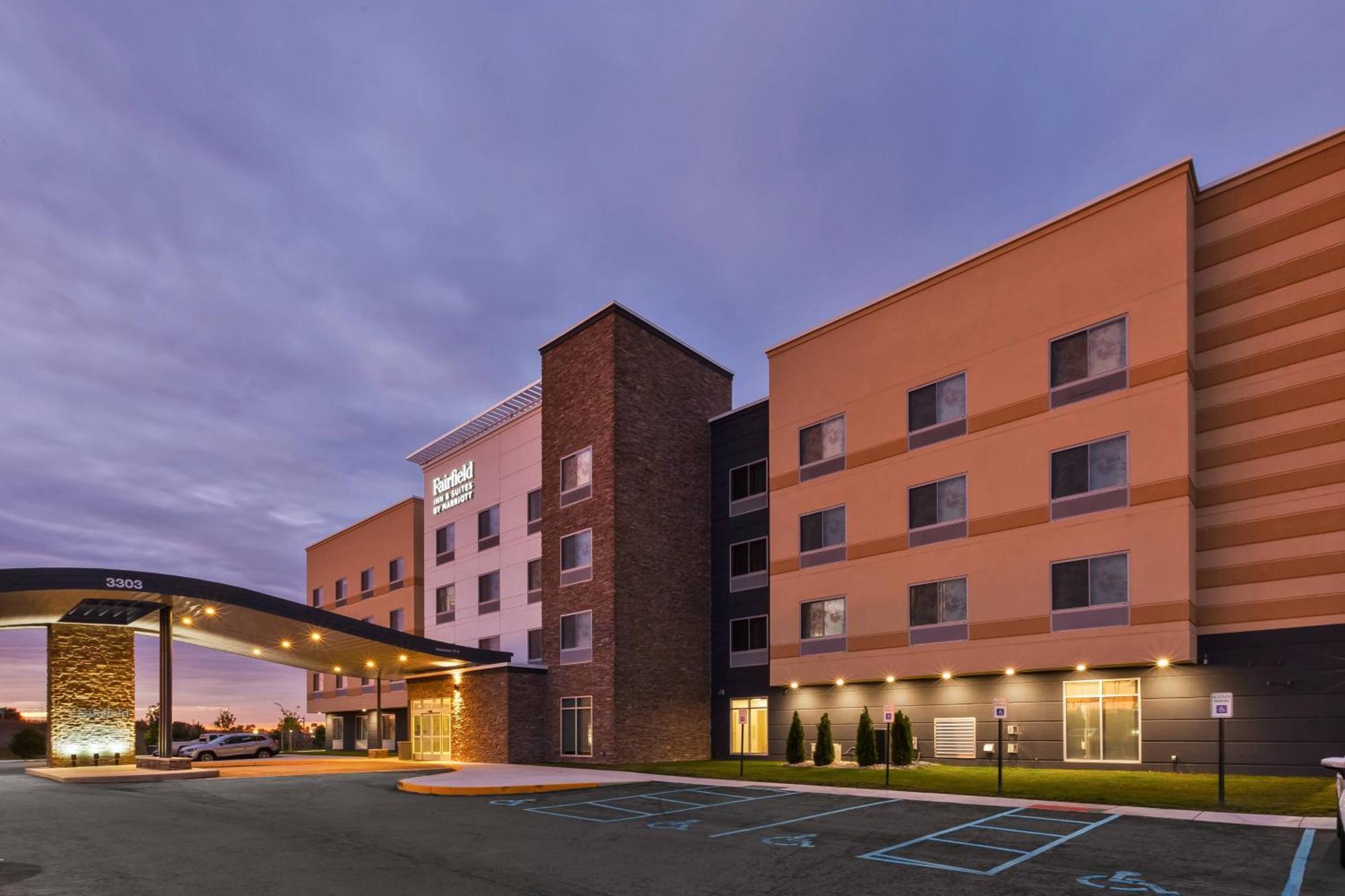 Fairfield Inn & Suites By Marriott קלמזו מראה חיצוני תמונה